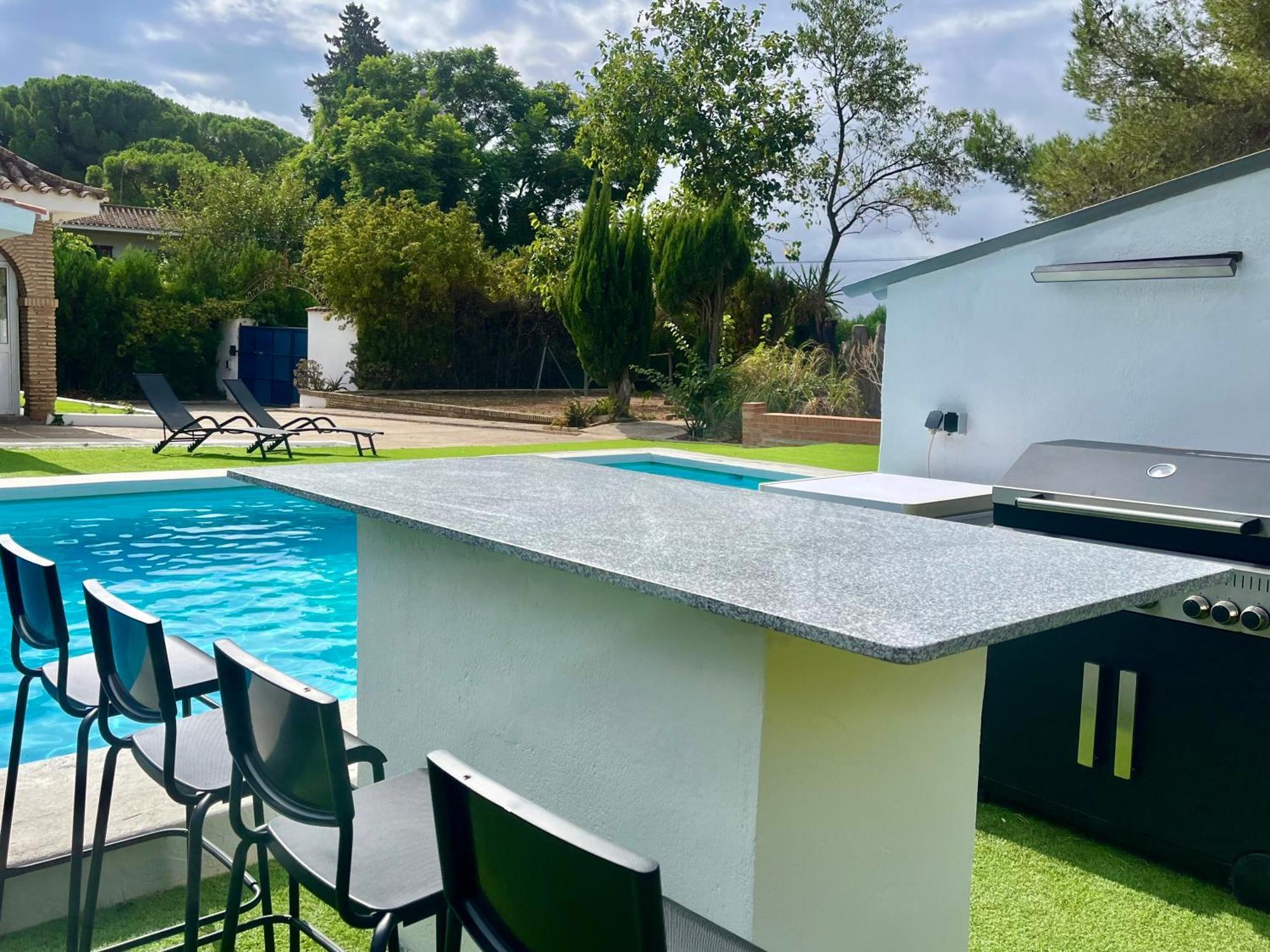 Villa San Patricio I Piscina Privada I Jacuzzi Spa I Bbq I Ps5 I Aire Acon I 3000M2 I 5Min-Centro Jerez de la Frontera Extérieur photo